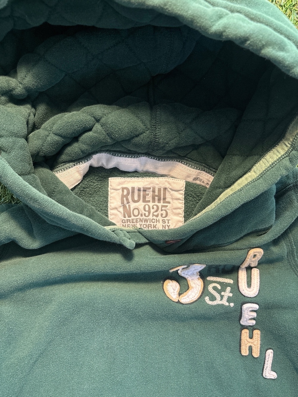 Y2K Ruehl no.925 green sweatshirt